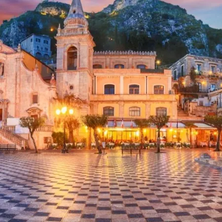 Appartamento Oleandri Giardini Naxos